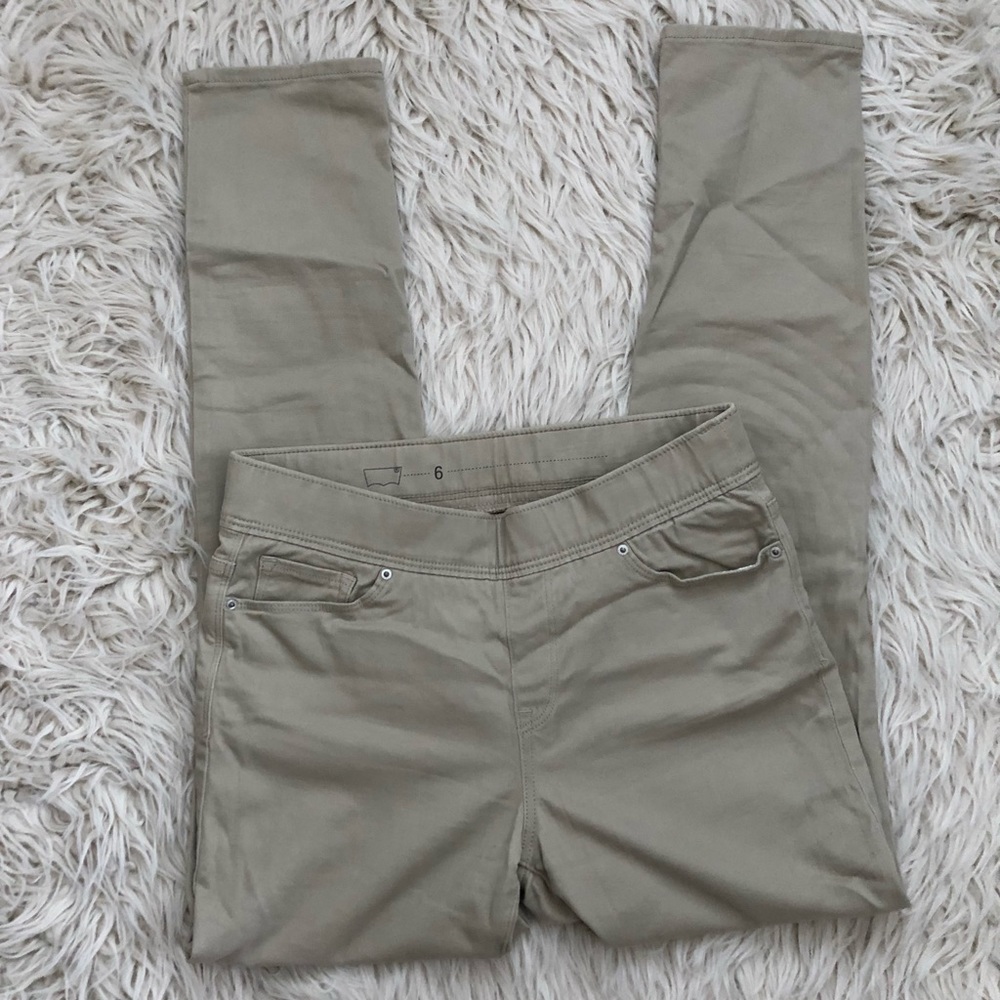 Levis “leggings” skinny pants